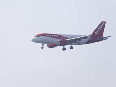 yolcu uçağı Airbus A319-111