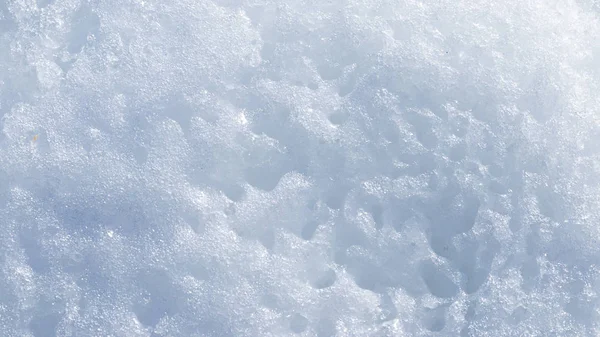 Abstraktion von Schnee mit Löchern — Stockfoto