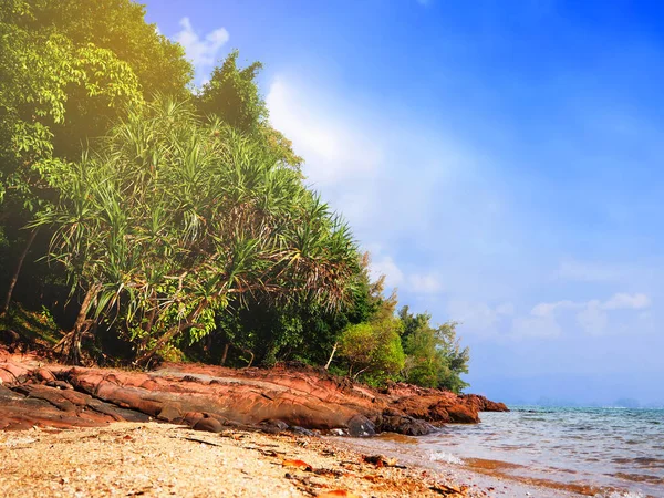 Manzaralı yaz deniz Beach Chanthaburi, Tayland — Stok fotoğraf