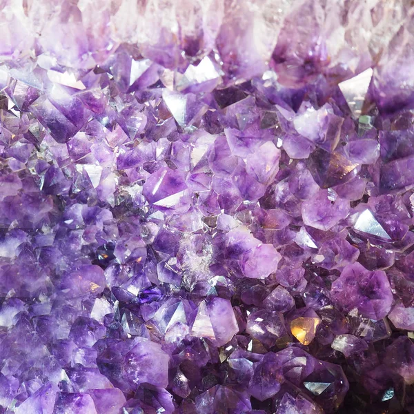 Detaljer för Amethyst crystal textur för bakgrund — Stockfoto