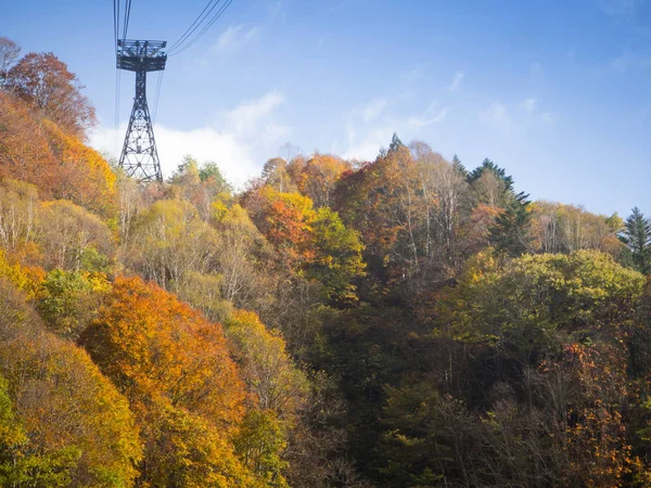 Outono em Shin-Hotaka corda maneira, o destino de viagem para ver os Alpes do Japão em Nagono, Japão — Fotografia de Stock
