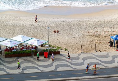 Rio de Janeiro 'daki Copacabana Plajı Sabah Sahnesi, Brezilya, Güney Amerika