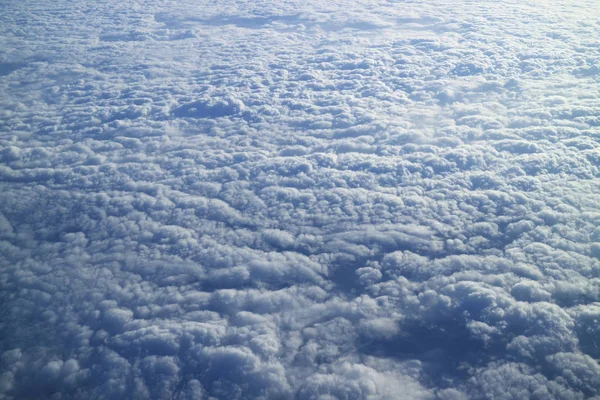 Vista Deslumbrante Mar Nuvens Visto Janela Avião Durante Voo — Fotografia de Stock