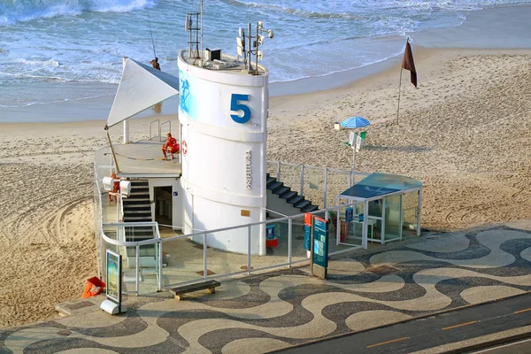 Une Des Nombreuses Stations Sauveteurs Sur Plage Copacabana Rio Janeiro — Photo