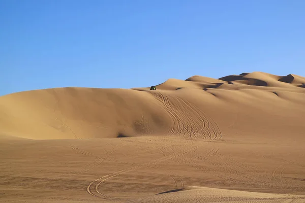 Niesamowite Wydmy Piasku Ripples Ślady Kół Wydm Buggies Pustynia Huacachina — Zdjęcie stockowe