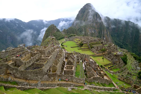 Machu Picchu Archaeological Site Mysterious Inca Fortress Ruins Rain Cusco — Stock Photo, Image