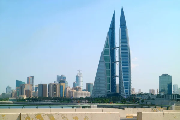 Cityscape Manama Incredible Bahrain World Trade Center Bwtc Building Kingdom — ストック写真