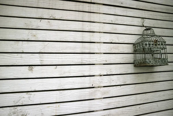 Schwindende Perspektive Auf Weiß Gefärbte Alte Holzplankenwand Mit Einem Leeren — Stockfoto
