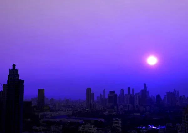 Pop Art Estilo Deslumbrante Pôr Sol Sobre Cidade Cor Púrpura — Fotografia de Stock