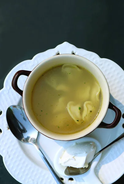 Top View Russian Dumplings Soup Pelmeni Served Smetana Sour Cream — стокове фото