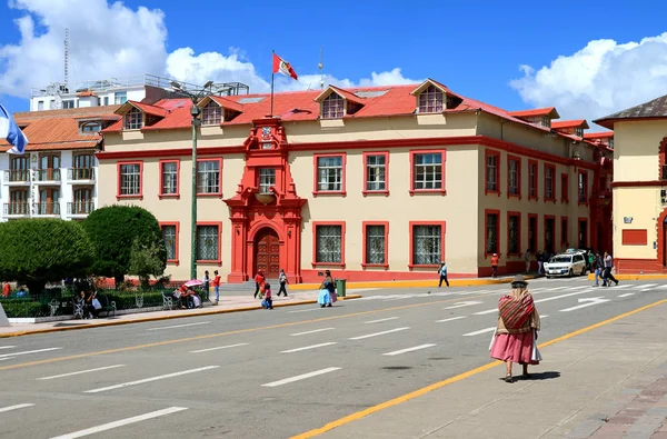 Plaza Armas Con Palacio Justicia Impresionante Edificio Centro Ciudad Puno —  Fotos de Stock