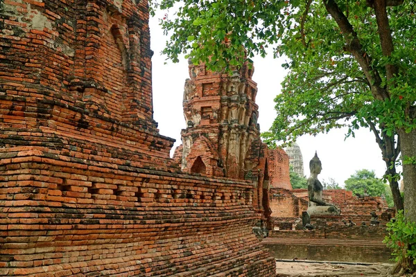 Kvarlevorna Strukturer Och Buddha Bild Wat Mahathat Antika Templet Ayutthaya — Stockfoto