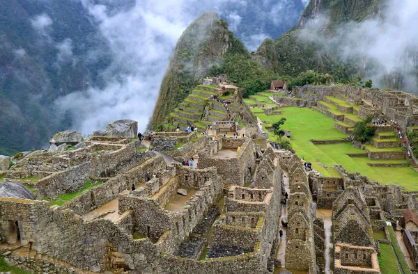 Misteriosa Cidadela Inca Machu Picchu Névoa Sítio Arqueológico Região Cusco — Fotografia de Stock
