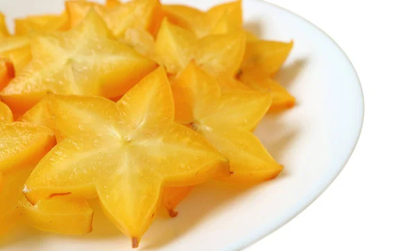 Żywe Pomarańczowo Żółte Świeże Dojrzałe Owoce Star Pokrojone Kawałki Podawane — Zdjęcie stockowe