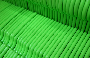 Boş Yeşil Giysi Askısı Sıralaması