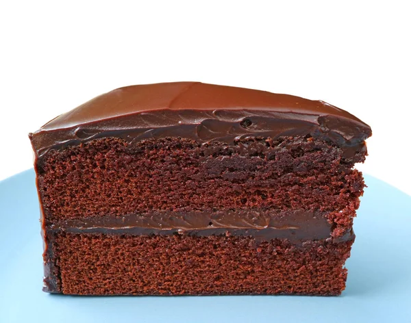 Texture Torta Strato Cioccolato Servita Piatto Azzurro Isolato Sfondo Bianco — Foto Stock