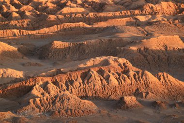 Ay Vadisi 'nde veya El Valle de la Luna' da Muhteşem Kaya oluşumları, Atacama Çölü, San Pedro Atacama, Kuzey Şili