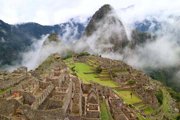 Mysterious Machu Picchu Light Mist Cusco Region Urubamba Province Peru — Foto de Stock