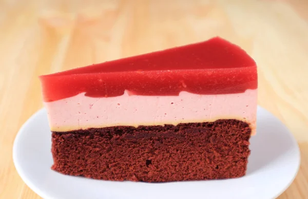 Front View Raspberry Mousse Chocolate Sponge Layer Cake Served White — 스톡 사진