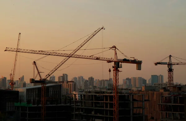 Construction Cranes Evening Sky Bangkok Thailand — 스톡 사진