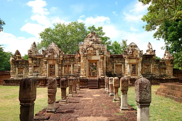 Bella Porta Sul Muro Esterno Del Complesso Del Tempio Prasat — Foto Stock