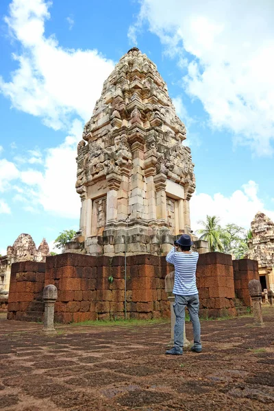 Fotografování Zříceniny Hlavní Věže Chrámu Sdok Kok Thom Ancient Khmer — Stock fotografie