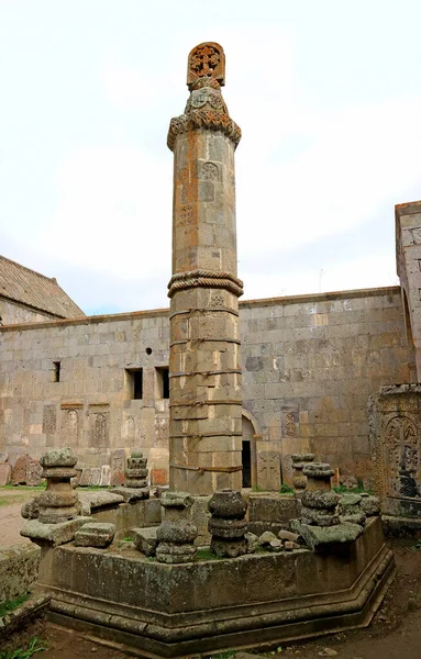 Gavazan Meter Hoge Oude Seismografische Stenen Pilaar Het Klooster Van — Stockfoto