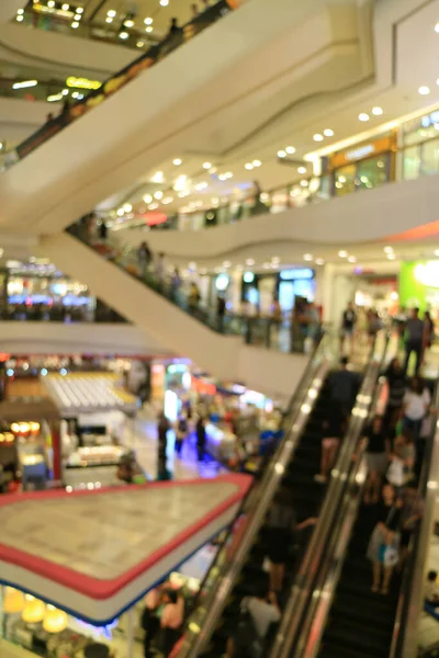 Immagine Verticale Del Centro Commerciale Offuscata Con Così Tante Persone — Foto Stock