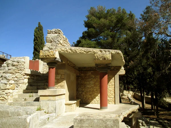Los Restos Históricos Del Edificio Antiguo Sitio Arqueológico Knossos Heraklion —  Fotos de Stock
