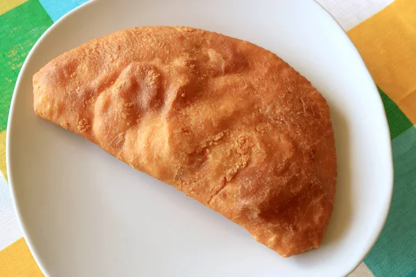 Top View Empanadas Latin American Famous Stuffed Pastry White Plate — Stok Foto