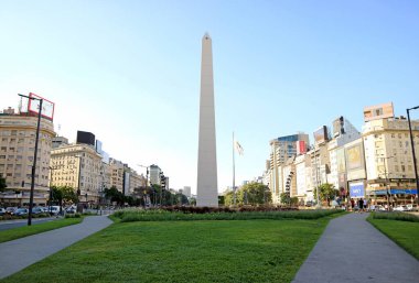 Buenos Aires 'in Obelisco de Buenos Aires veya Obelisk' i, Buenos Aires Ulusal Tarihi Anıtı ve Icon of Buenos Aires, Arjantin, Güney Amerika