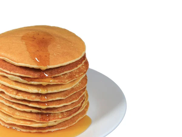 Geschlossener Stapel Frisch Zubereiteter Pfannkuchen Mit Ahornsirup Auf Weißem Teller — Stockfoto