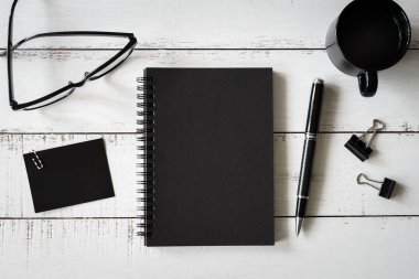 Kahve Siyah defter ve boşaltmak