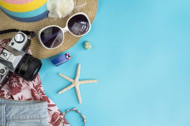 Moda yaz kadın giyim aksesuarları ile ayarla