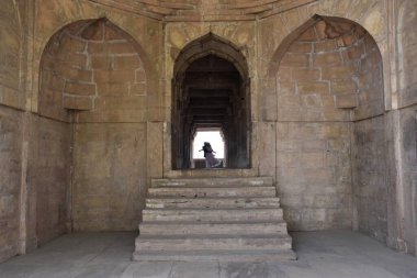 Gwalior, Madhya Pradesh / Hindistan: 15 Mart 2020 - 'Gwalior Fort' un dışı