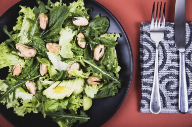 Taze sağlıklı salata