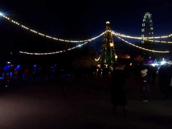 Night City Festive Illumination People Relax Recreation Park — 图库照片