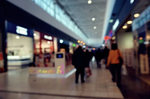 Homályos Háttér Emberek Sétálgatnak Plázában Bevásárlóközpont Bevásárlóközpont Galéria Gyönyörű Belső — Stock Fotó