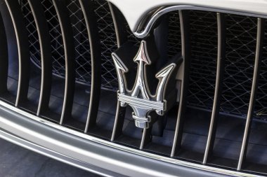 Indianapolis - Yaklaşık Ekim 2016: Maserati Trident Logo. Maserati İtalya Vii merkezli lüks bir otomobil üreticisi