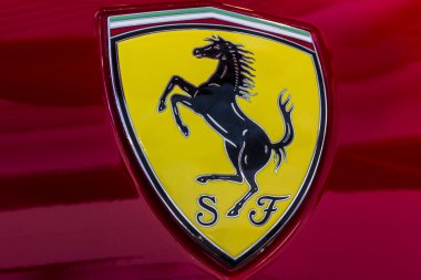 Indianapolis - Yaklaşık Ekim 2016: 458 Spider Ferrari Logosu. Ferrari Bir İtalyan spor otomobil üreticisi 