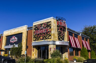 Indianapolis - Ekim 2016 yaklaşık: TGI Friday's Restoran konum. TGI Cuma sunar büyük gıda ve harika içecekler II