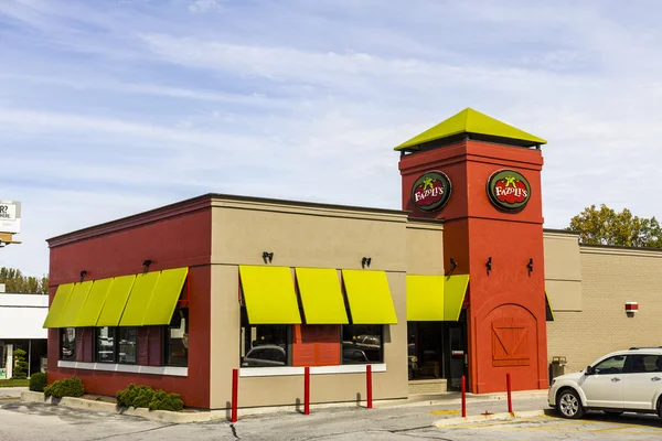 Kokomo - Circa Octubre 2016: Fazoli 's dining location. Fazoli 's es una cadena italiana de restaurantes casuales y rápidos I — Foto de Stock