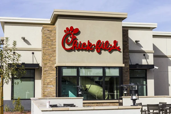 Las Vegas - yaklaşık Aralık 2016: Chick-fil-A perakende satmak Fast Food konum. Chick-fil-A Restoran Pazar günleri IV kapalı