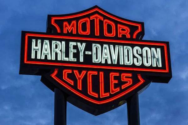 Las Vegas - omstreeks December 2016: Harley-Davidson lokale bewegwijzering. De Harley Davidson motoren staan bekend om hun trouwe volgende V — Stockfoto