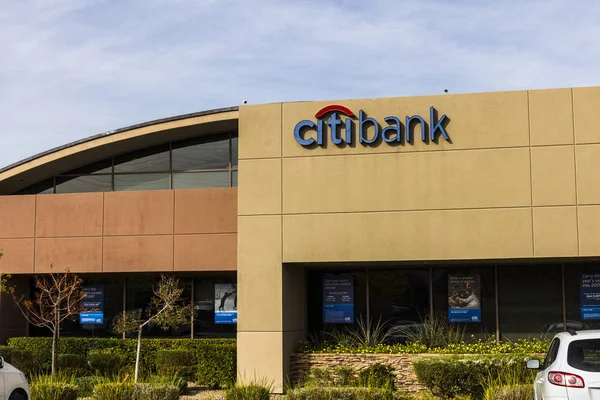 Las Vegas - Circa Diciembre 2016: Citibank Consumer Branch. Citibank es la división de consumidores de la multinacional de servicios financieros Citigroup III — Foto de Stock