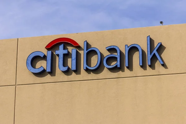 Las Vegas - Circa Diciembre 2016: Citibank Consumer Branch. Citibank es la división de consumidores de la multinacional de servicios financieros Citigroup I — Foto de Stock