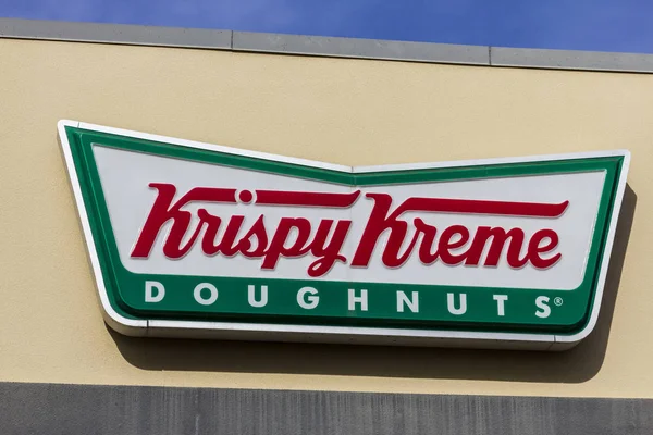 Las Vegas - omstreeks December 2016: Krispy Kreme Signage en Logo. Krispy Kreme heeft een trouwe volgende voor hun donuts ik — Stockfoto