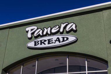 Lafayette - yaklaşık Aralık 2016: Panera Ekmek perakende satış yerini. Bir zincir, hızlı rahat restoran sunan ücretsiz Wifi VII Panera olduğunu
