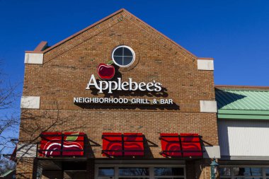 Indianapolis - Şubat 2017 yaklaşık: Applebee's Neighborhood Grill ve Bar rahat Restoran. Applebee 's e Dineequity, Inc III kuruluşudur