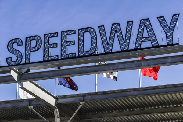 Indianápolis - Por volta de fevereiro de 2017: Gate One Entrance at Indianapolis Motor Speedway. IMS se prepara para a 101st Running of the Indy 500 V — Fotografia de Stock